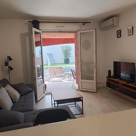 A 50 Metres De La Apartamento Fréjus