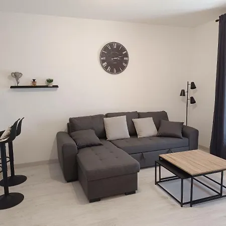 Apartment A 50 Metres De La